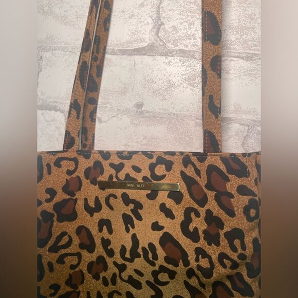 Vintage 90’s Nine West Cheetah Print Shoulder Bag Medium Sized Gold Hardware - Picture 6 of 9